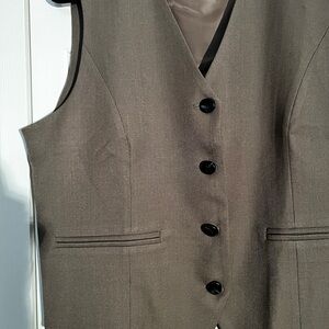 Button-Up Vest